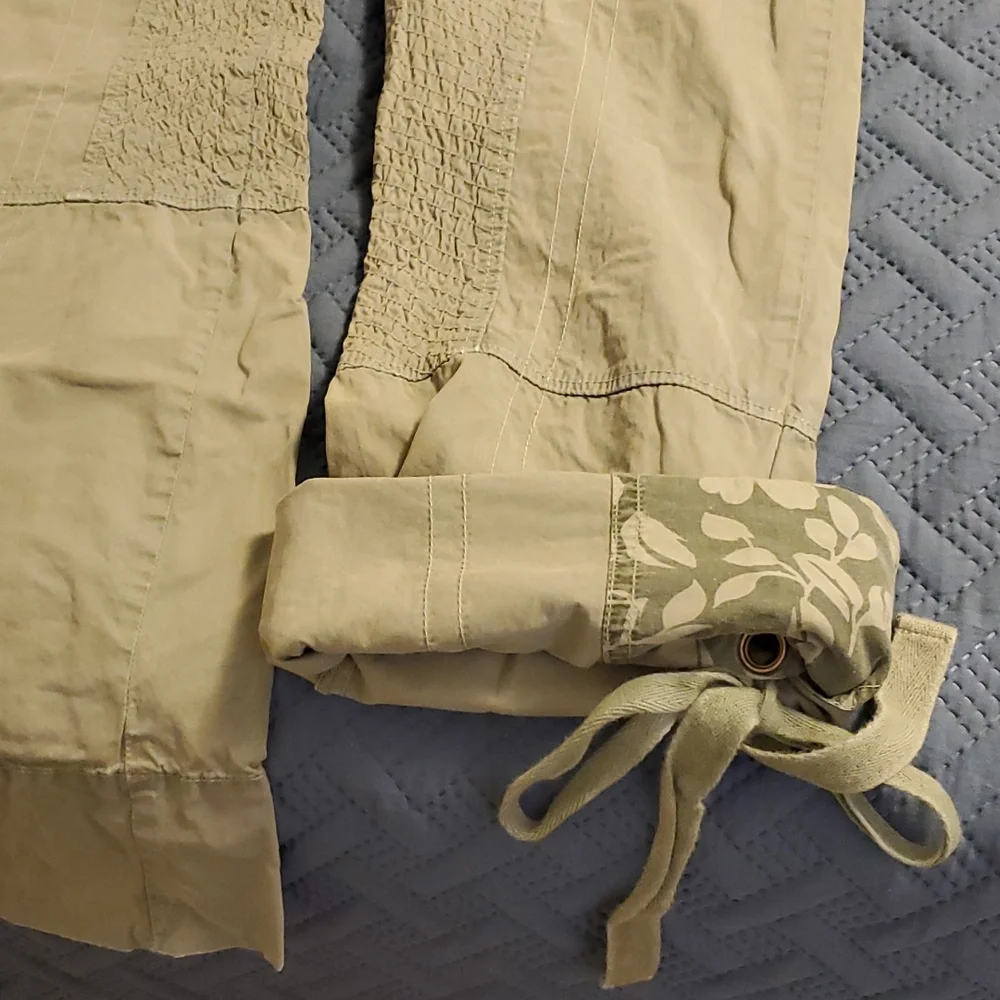 Pants - Picture 3 of 8